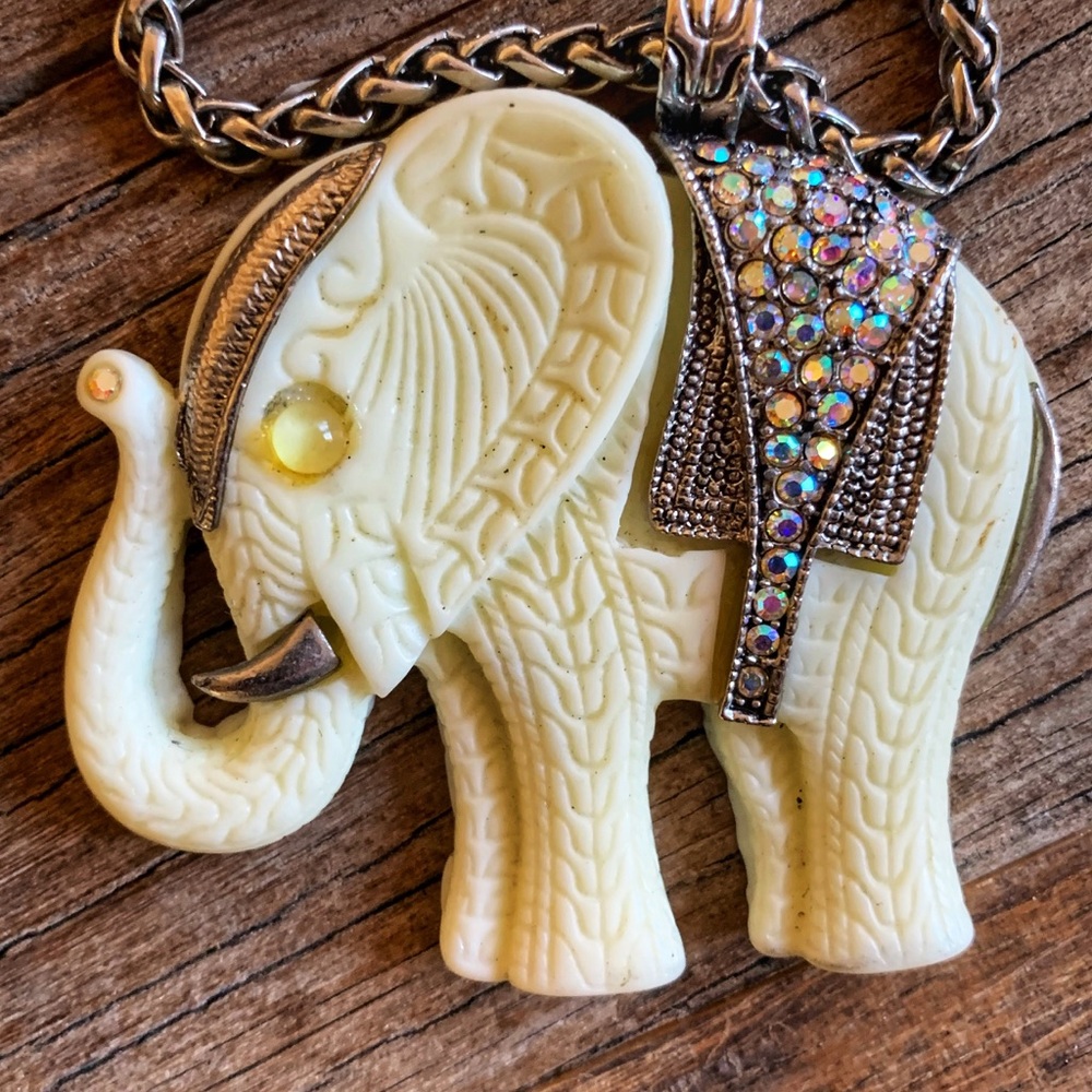 ๐Elephant Good Luck necklace. - Picture 1 of 3